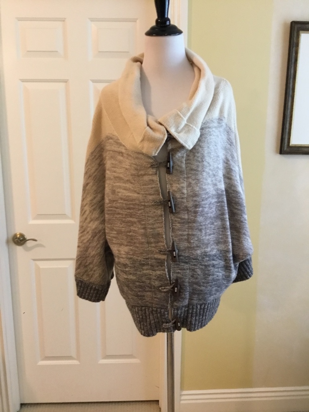 Beautiful Joie oversized knit cardigan sweater in a sophisticated ombré